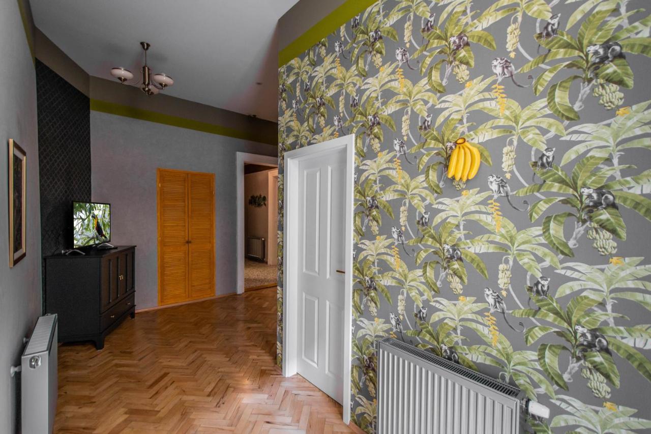 3bdr Oasis In The Heart Of Apartament
